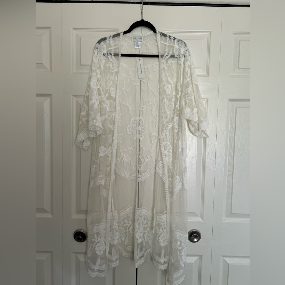 White Francesca’s LONGLACE/WHITE/MED